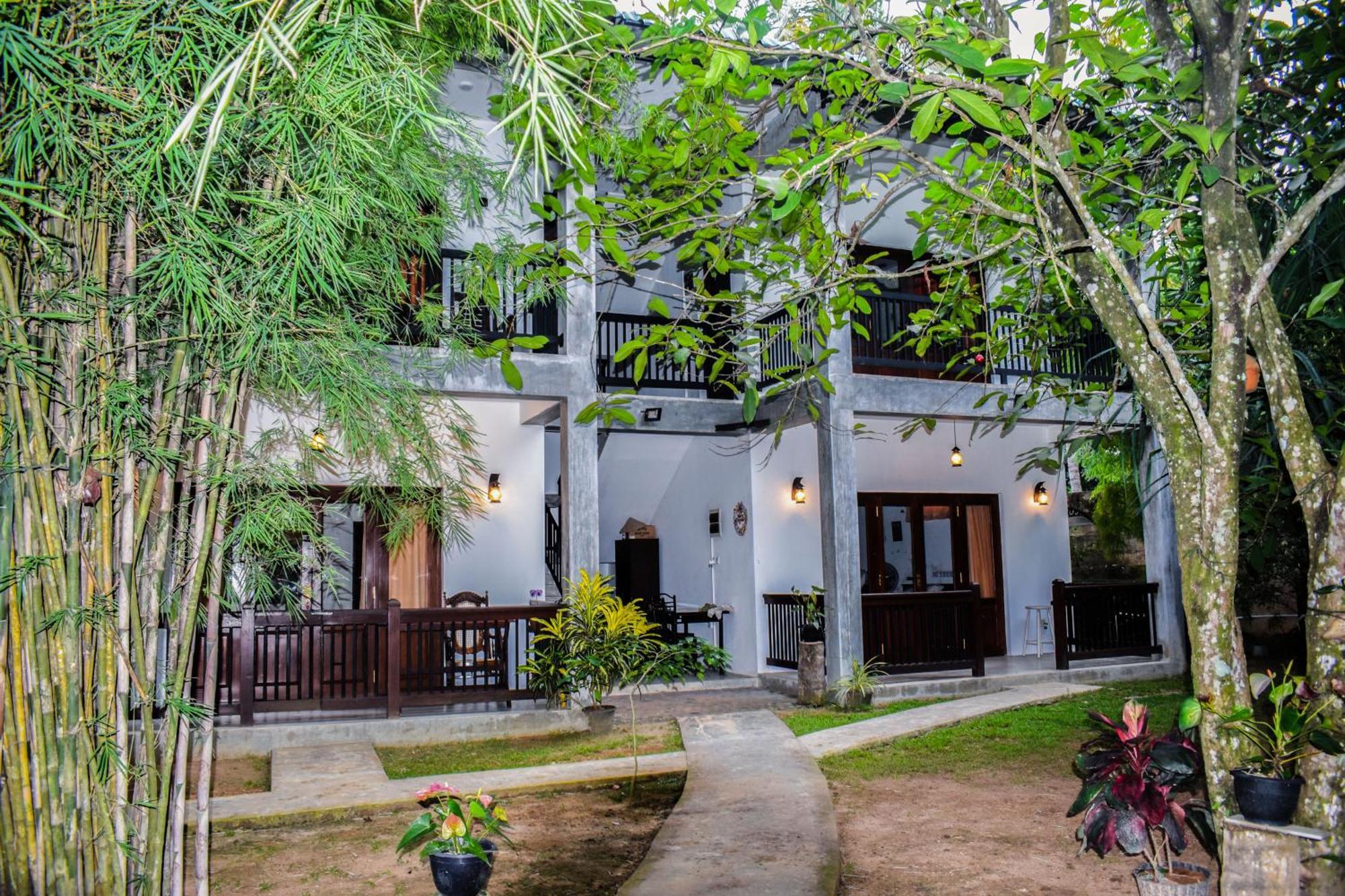 Lawrence Villa 웰리가마 외부 사진